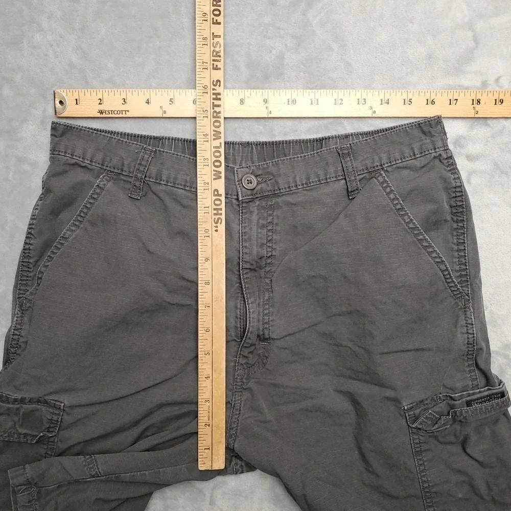 Wrangler Shorts Mens 32 Gray Ripstop Cargo Flat Front Utility Outdoor Workwear